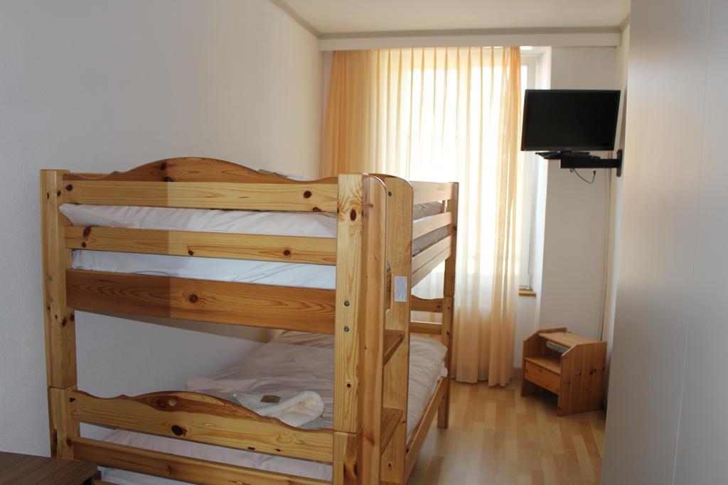 Hotel De La Gare Yvonand Cameră foto